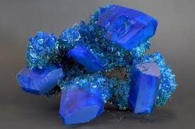 Mavi Safir – Bilgeliğin ve Hakikatin Taşı